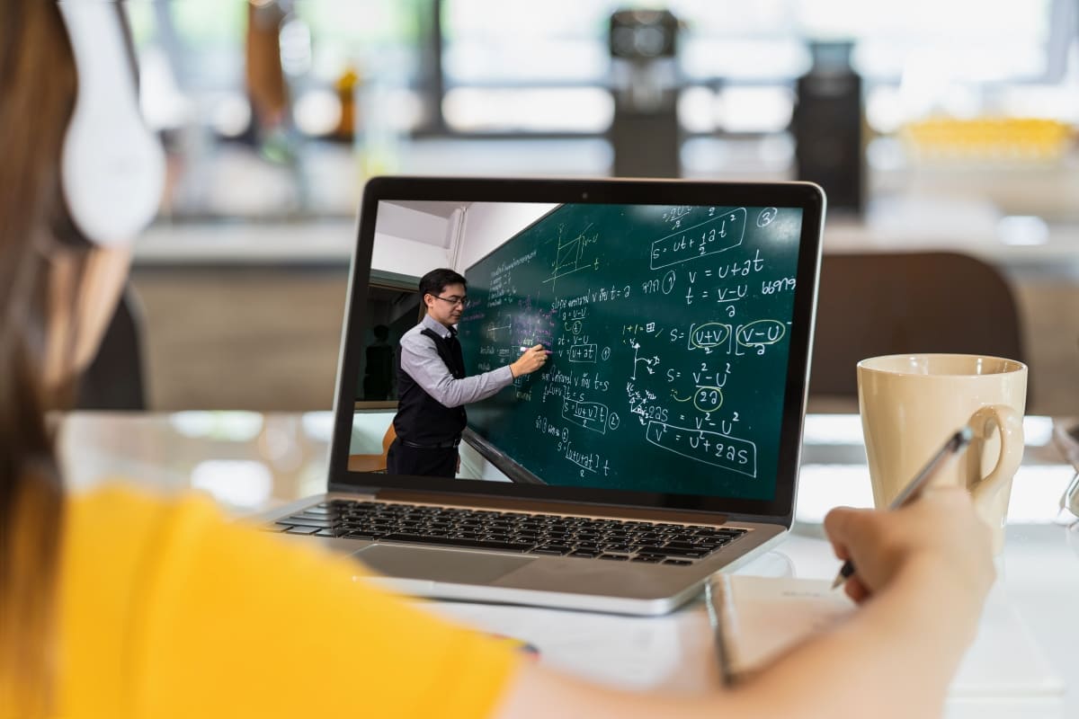 Startup Edukasi