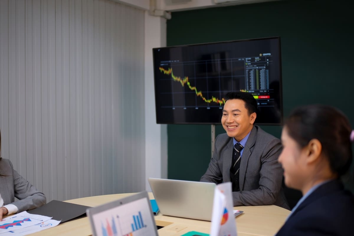 Membangun Tim Penjualan